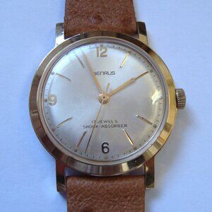 VINTAGE WIND UP BENRUS 17 JEWELS,RUN GREAT